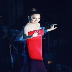 Ebru gundes sur yala.fm